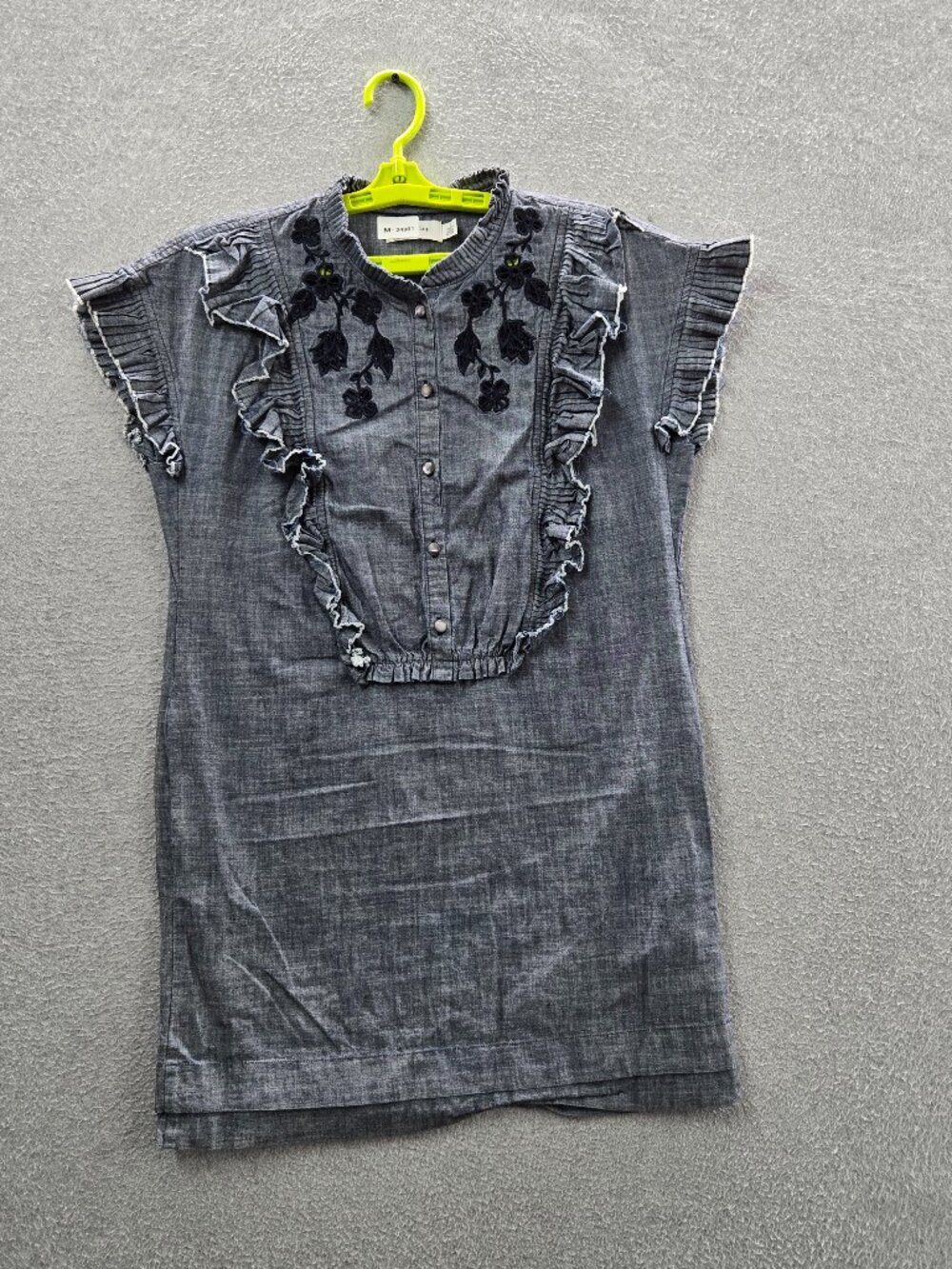 Coach Women Dress 6 Gray Floral Embroidered Ruffle Chambray Prairie Boho